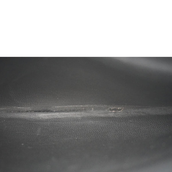 CHANEL Paris Two-Tone CC Logo Quilted Leather Shoulder Bag Black