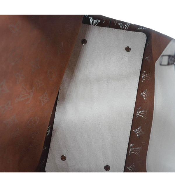 LOUIS VUITTON Carmel Mahina Leather Hobo Bag Cream