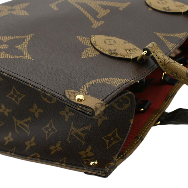 LOUIS VUITTON Onthego MM Giant Monogram Canvas Tote Shoulder Bag Brown