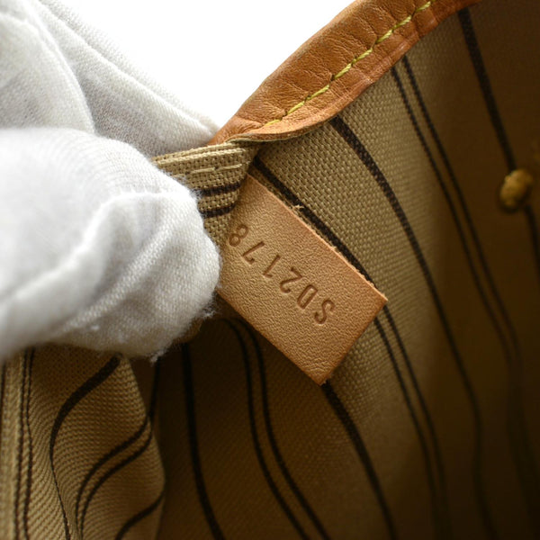 LOUIS VUITTON Neverfull GM Monogram Canvas Tote Bag Brown