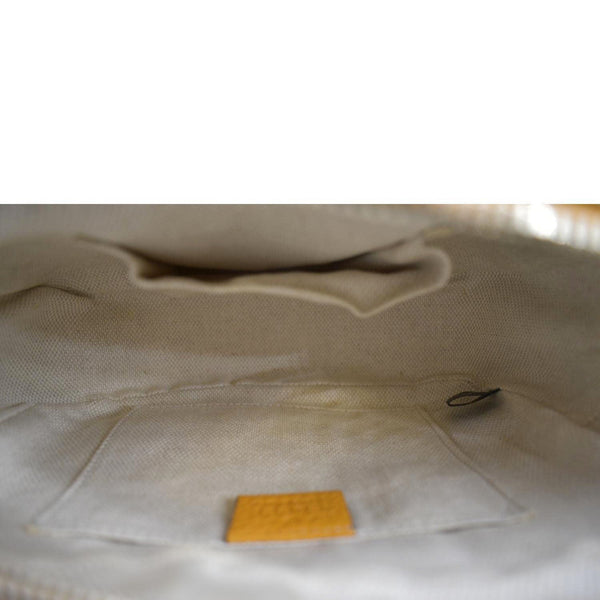 GUCCI Soho Disco Elegance: Leather Crossbody Bag Orange with in side view