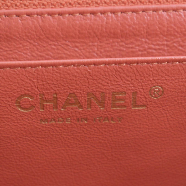 CHANEL Classic Maxi Single Flap Quilted Leather Shoulder Bag Red