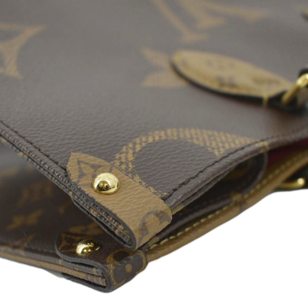 LOUIS VUITTON Onthego MM Giant Monogram Canvas Tote Shoulder Bag Brown