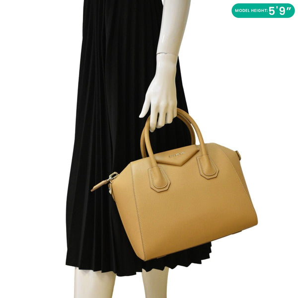 GIVENCHY Antigona Small Leather Shoulder Bag Beige