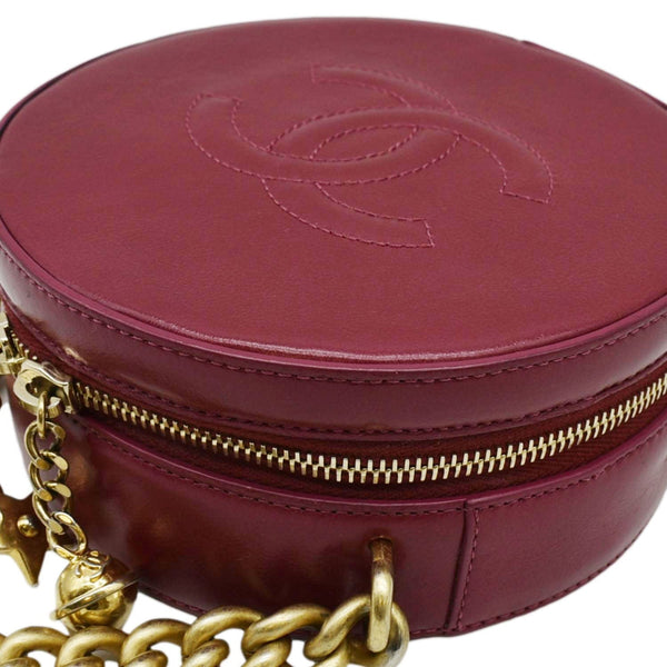 CHANEL Round As Earth Leather Crossbody side chain look