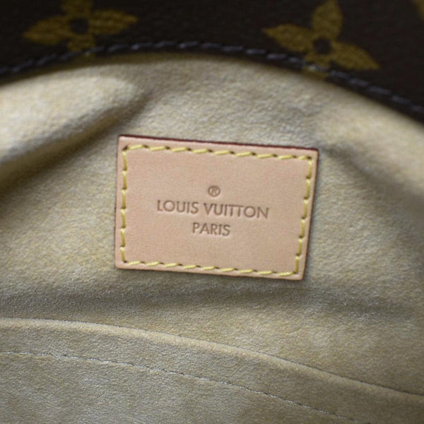LOUIS VUITTON Artsy MM Monogram Canvas Hobo Bag Brown
