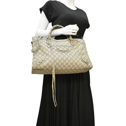 GUCCI X BALENCIAGA The Hacker Project Neo GG Supreme Tote Bag Beige 681695