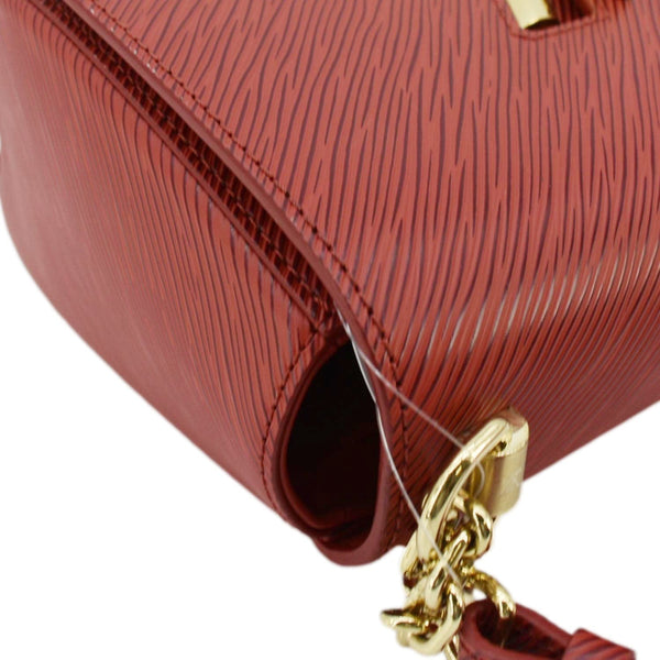 LOUIS VUITTON Twist MM Epi Leather Chain Shoulder Bag Red