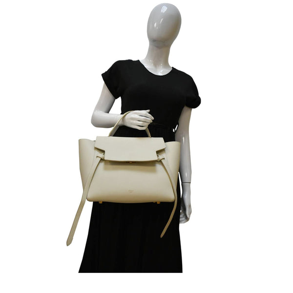 CELINE Mini Belt Grained Calfskin Leather Shoulder Bag White dummy look