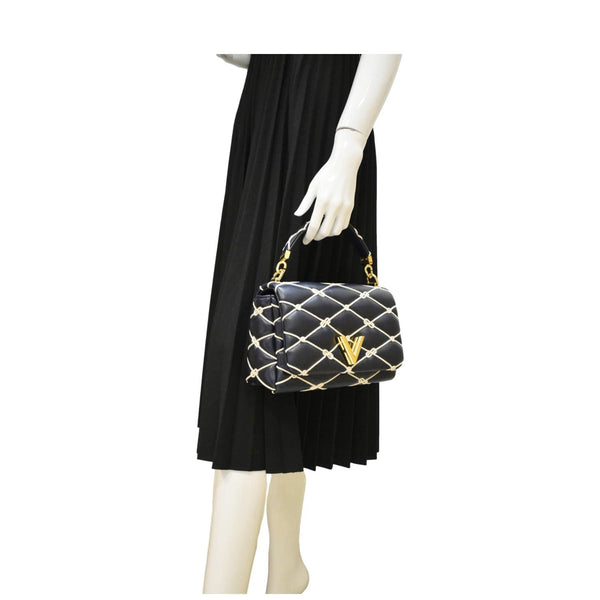 LOUIS VUITTON GO-14 MM Malletage dummmy side