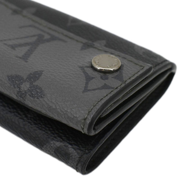 LOUIS VUITTON Discovery Monogram Eclipse Tri-Fold Wallet Grey