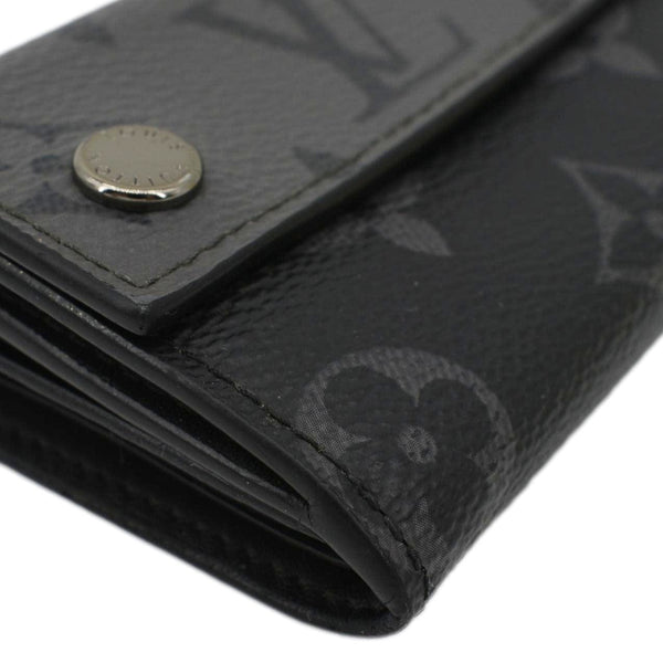 LOUIS VUITTON Discovery Monogram Eclipse Tri-Fold Wallet Grey