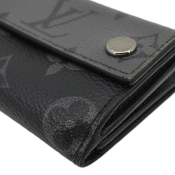 LOUIS VUITTON Discovery Monogram Eclipse Tri-Fold Wallet Grey