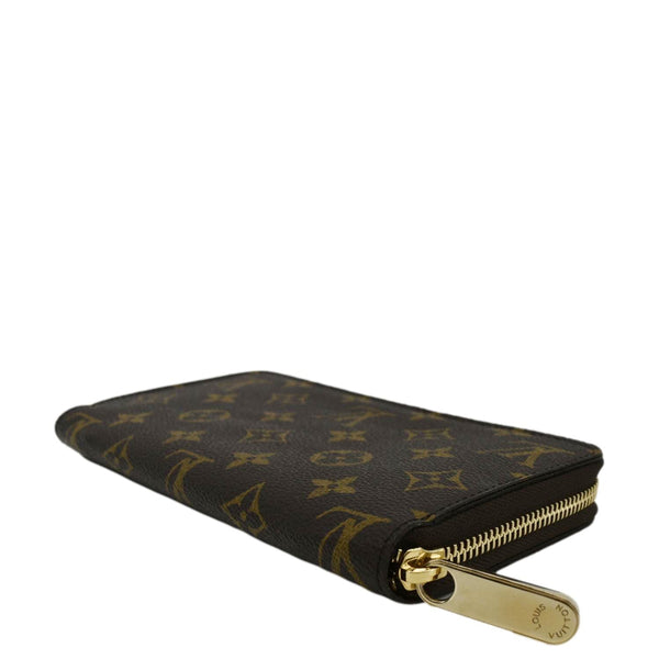 LOUIS VUITTON Monogram Canvas Zippy Wallet Brown