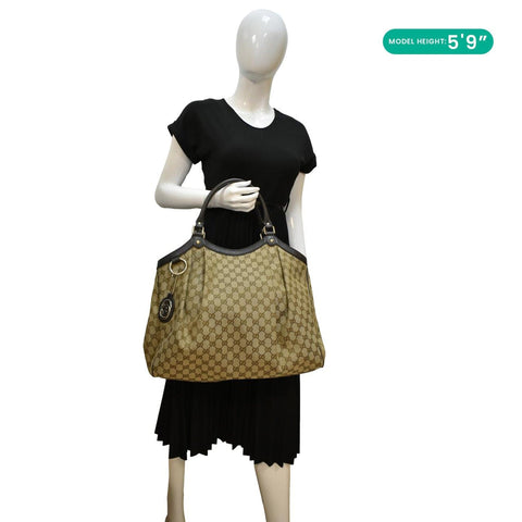 GUCCI Sukey Large GG Monogram Canvas Tote Bag Beige dummy look