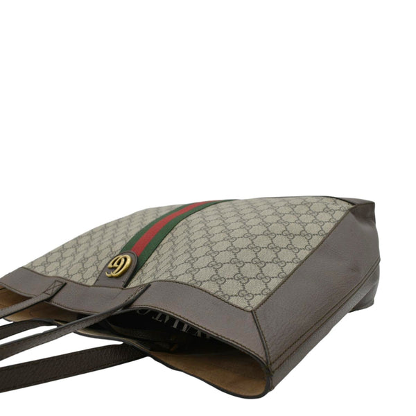 GUCCI Ophidia Soft Medium Shoulder Bag Beige right corner look