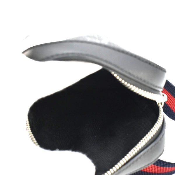 GUCCI GG Supreme Canvas Web Messenger Bag Black 598103