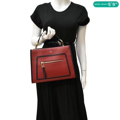 FENDI Runaway Tote Bag Red dummy look