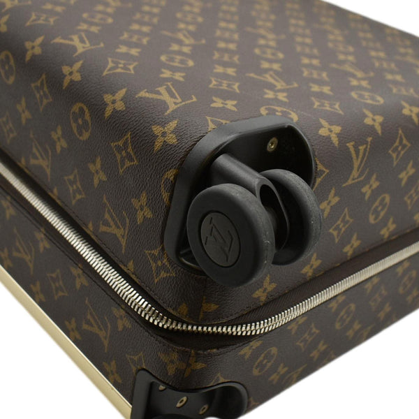 LOUIS VUITTON Horizon 55 Monogram Canvas Rolling Suitcase Brown