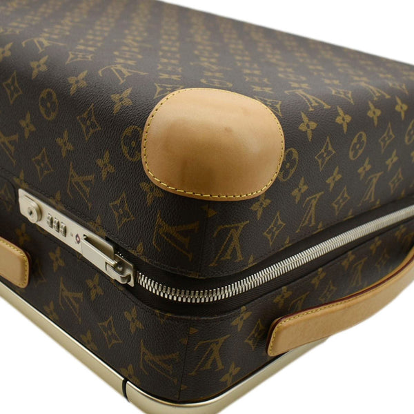 LOUIS VUITTON Horizon 55 Monogram Canvas Rolling Suitcase Brown
