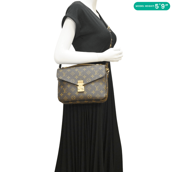 LOUIS VUITTON Metis Pochette Monogram Canvas Crossbody Bag Brown