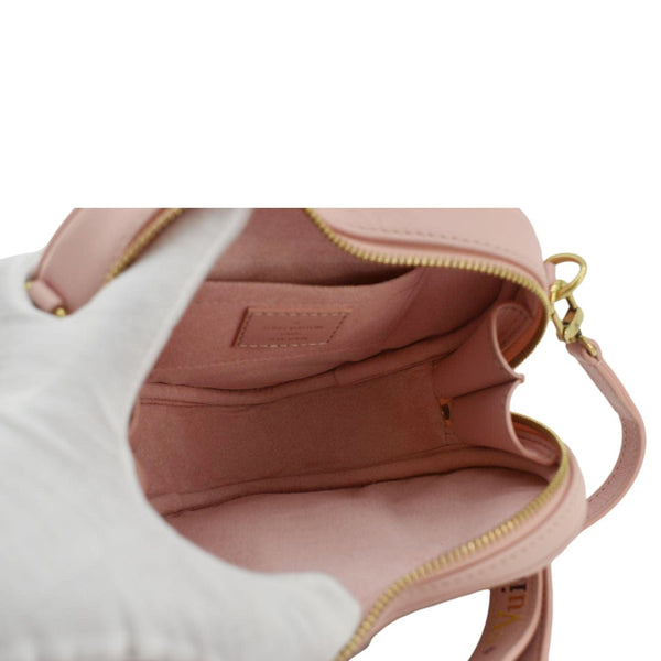 LOUIS VUITTON New Wave Heart Quilted Leather Shoulder Bag Dusty Pink