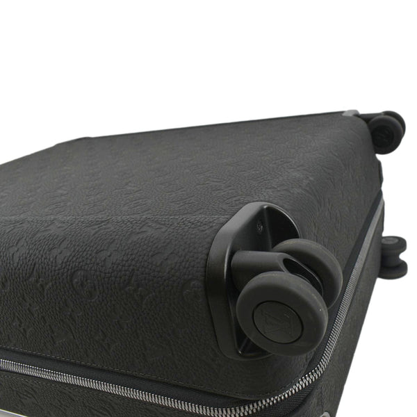 LOUIS VUITTON Horizon 55 Taurillon Leather Rolling Suitcase Black