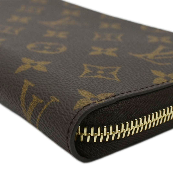 LOUIS VUITTON Monogram Canvas Zippy Wallet Brown