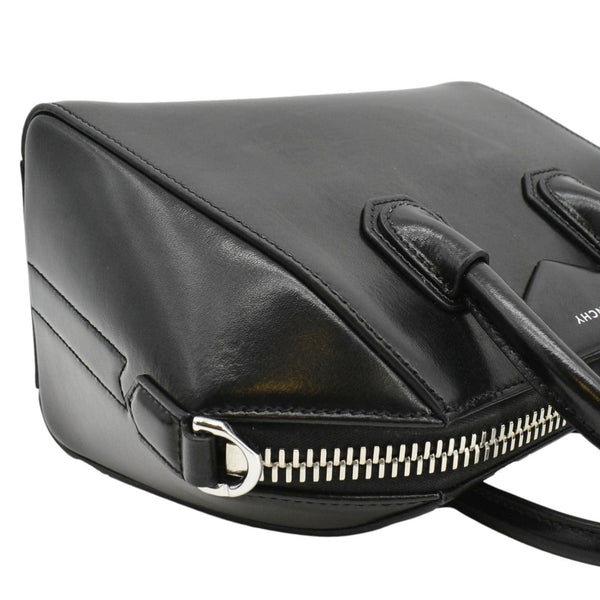 GIVENCHY Antigona Mini Leather Shoulder Bag Black