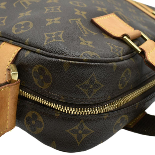 LOUIS VUITTON Sac Bosphore Monogram Canvas Messenger Bag Brown