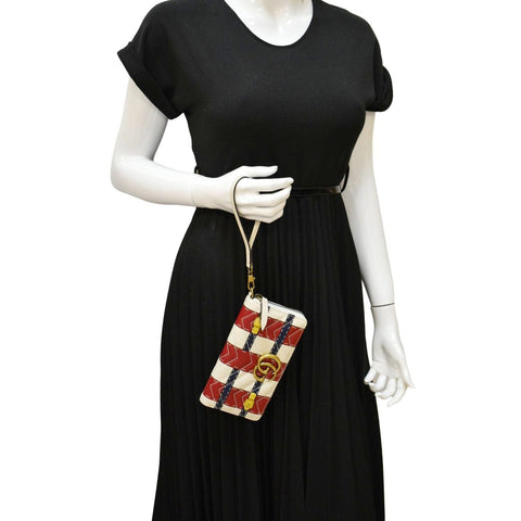 GUCCI GG Marmont Trompe L'Oeil Print Matelasse Leather Zip Around Wallet Multicolor dummy look