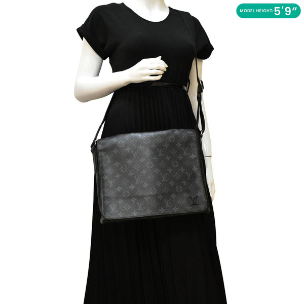 LOUIS VUITTON District MM Monogram Eclipse Messenger Bag Black