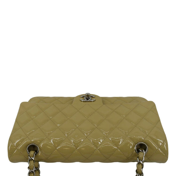 CHANEL Classic Jumbo Double Flap Quilted Leather Shoulder Bag Beige