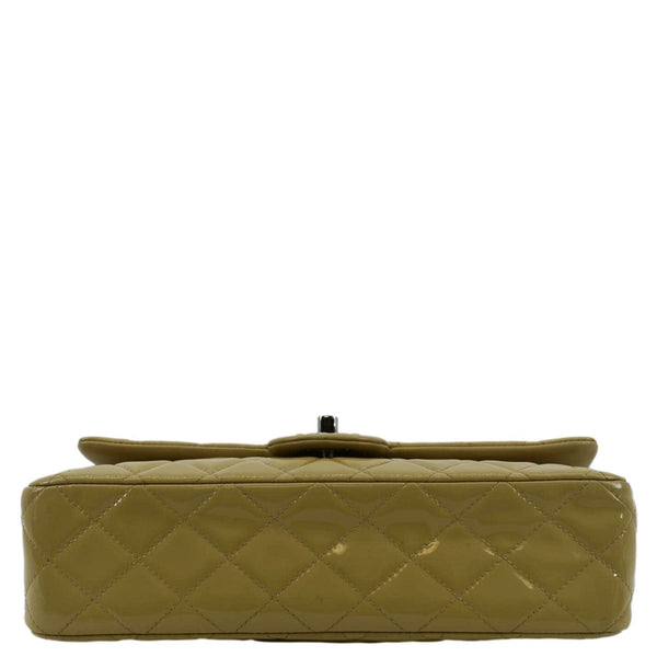 CHANEL Classic Jumbo Double Flap Quilted Leather Shoulder Bag Beige