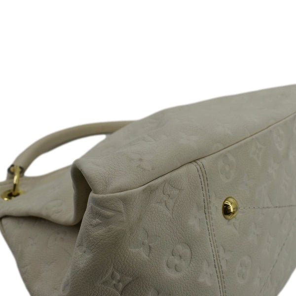 LOUIS VUITTON Artsy MM Empreinte Leather Shoulder Bag Cream