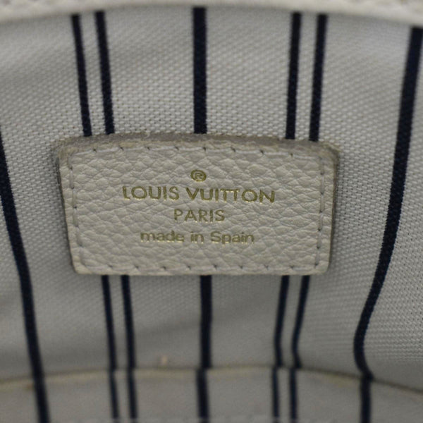 LOUIS VUITTON Artsy MM Empreinte Leather Shoulder Bag Cream