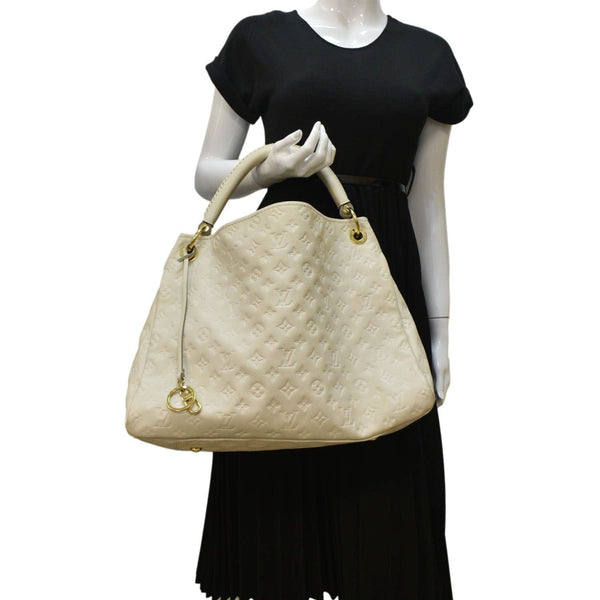 LOUIS VUITTON Artsy MM Empreinte Leather Shoulder Bag Cream