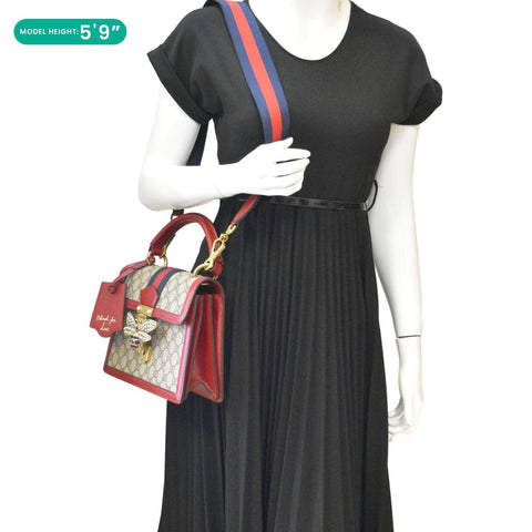 GUCCI Queen Margaret Bee GG Supreme Canvas Shoulder Bag Red 476541
