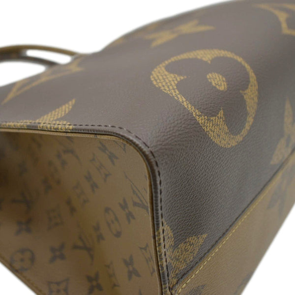 LOUIS VUITTON Onthego GM Giant Monogram Canvas Tote Bag Brown