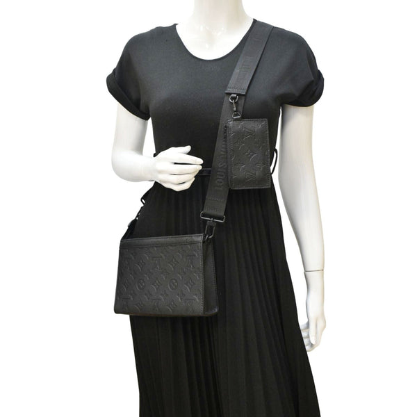 LOUIS VUITTON Gaston Wearable Monogram Shadow Leather Wallet Crossbody Bag Black