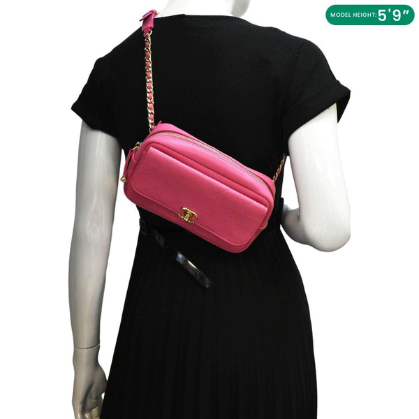 CHANEL Casual Trip Leather Waist Bag Pink