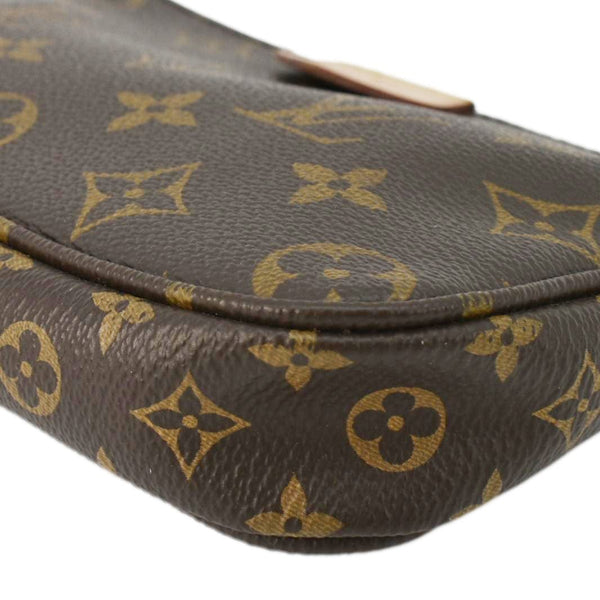 LOUIS VUITTON Multi Pochette Accessoires Monogram Canvas Crossbody Bag Olive