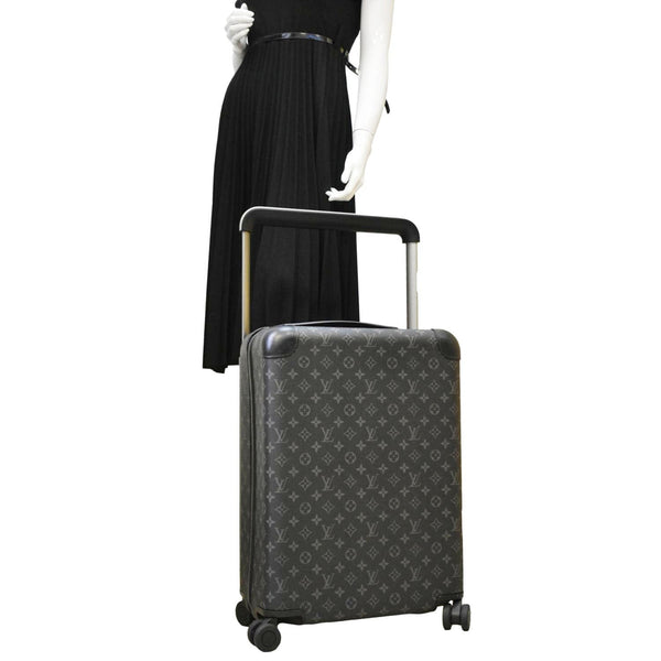 LOUIS VUITTON Horizon 55 Monogram Eclipse Canvas Rolling Suitcase Black dummy look