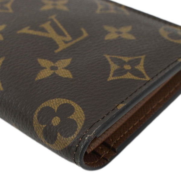 LOUIS VUITTON Brazza Monogram Canvas Bifold Long Wallet Brown