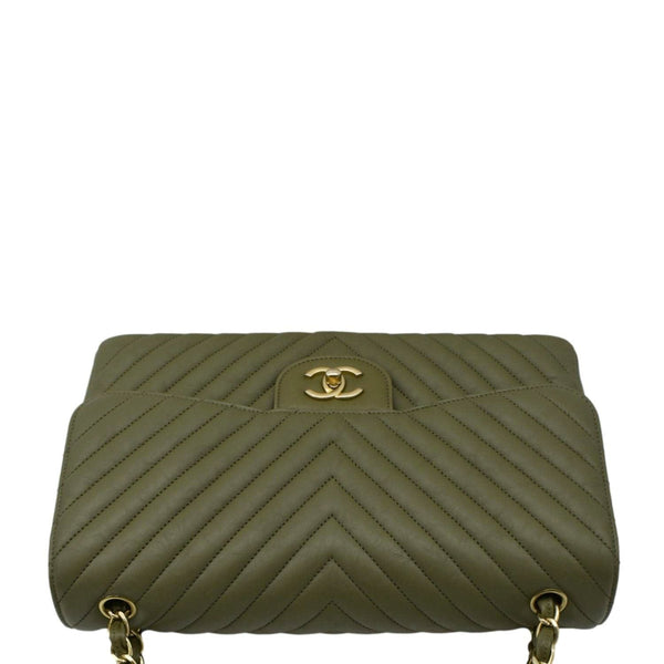 CHANEL Classic Jumbo Crossbody Bag Olive upper look