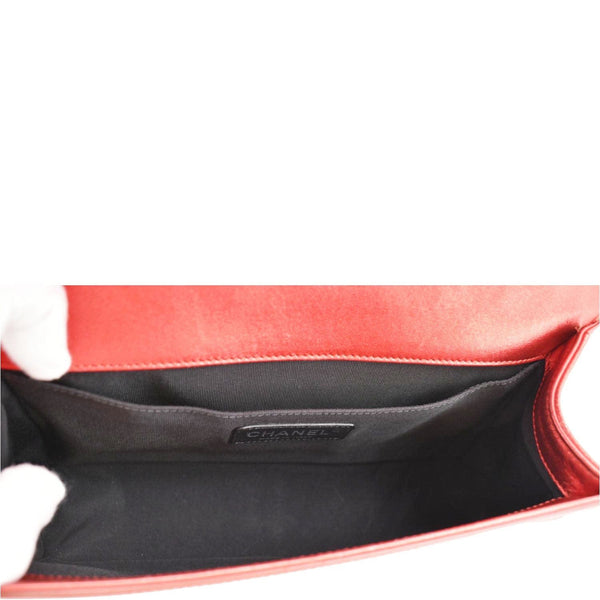 CHANEL Medium Boy Flap Metallic Patent Leather Shoulder Bag Red