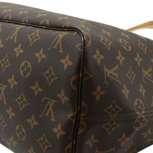 LOUIS VUITTON Neverfull GM Monogram Canvas Shoulder Bag Fuchsia