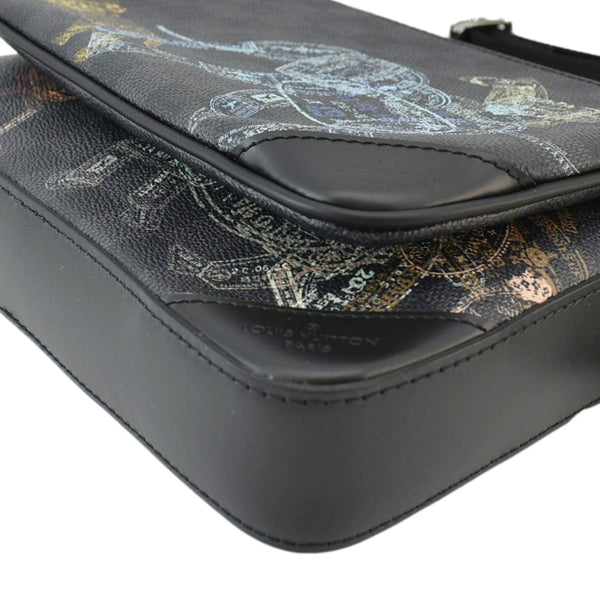 LOUIS VUITTON Trio Damier Graphite Wild Animals Messenger Bag Black