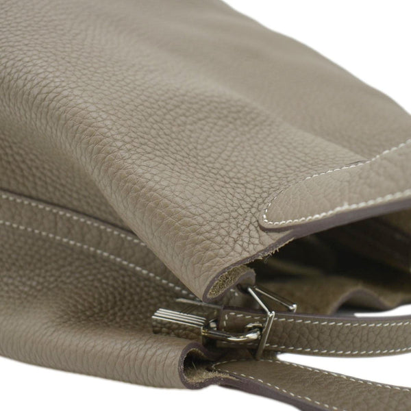 HERMES Picotin Lock 22 MM Taurillon Clemence Leather Hobo Bag Etoupe