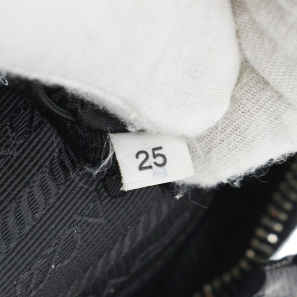 PRADA Re-Edition 2005 Re-Nylon Shoulder Bag Black